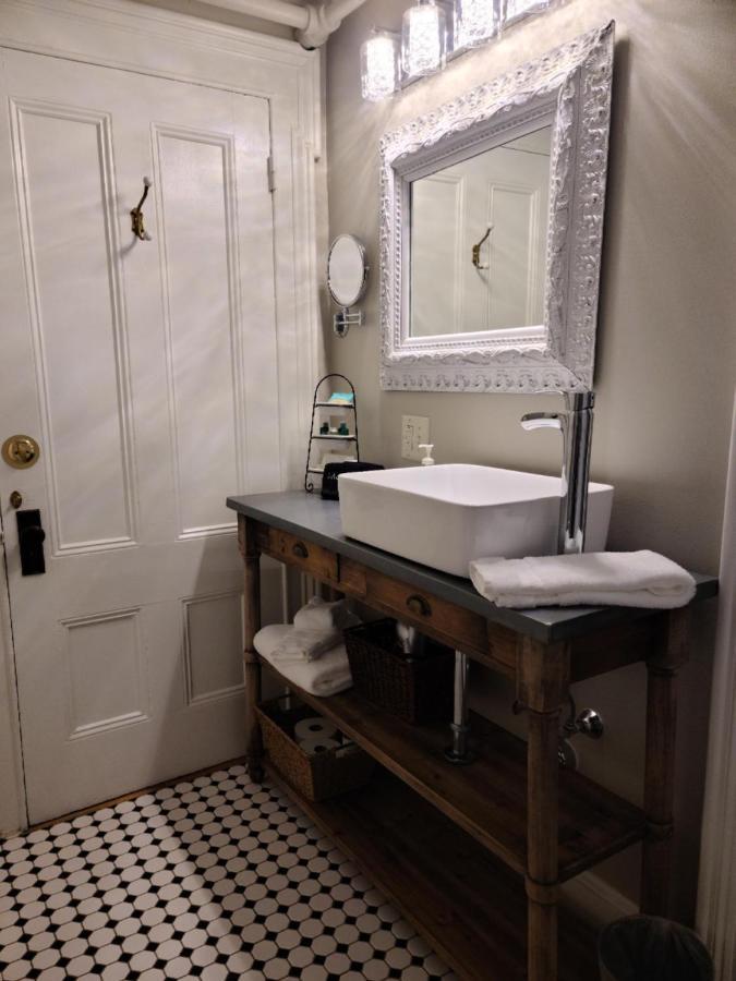 Benjamin F. Packard House Bed&Breakfast Bath Exteriör bild
